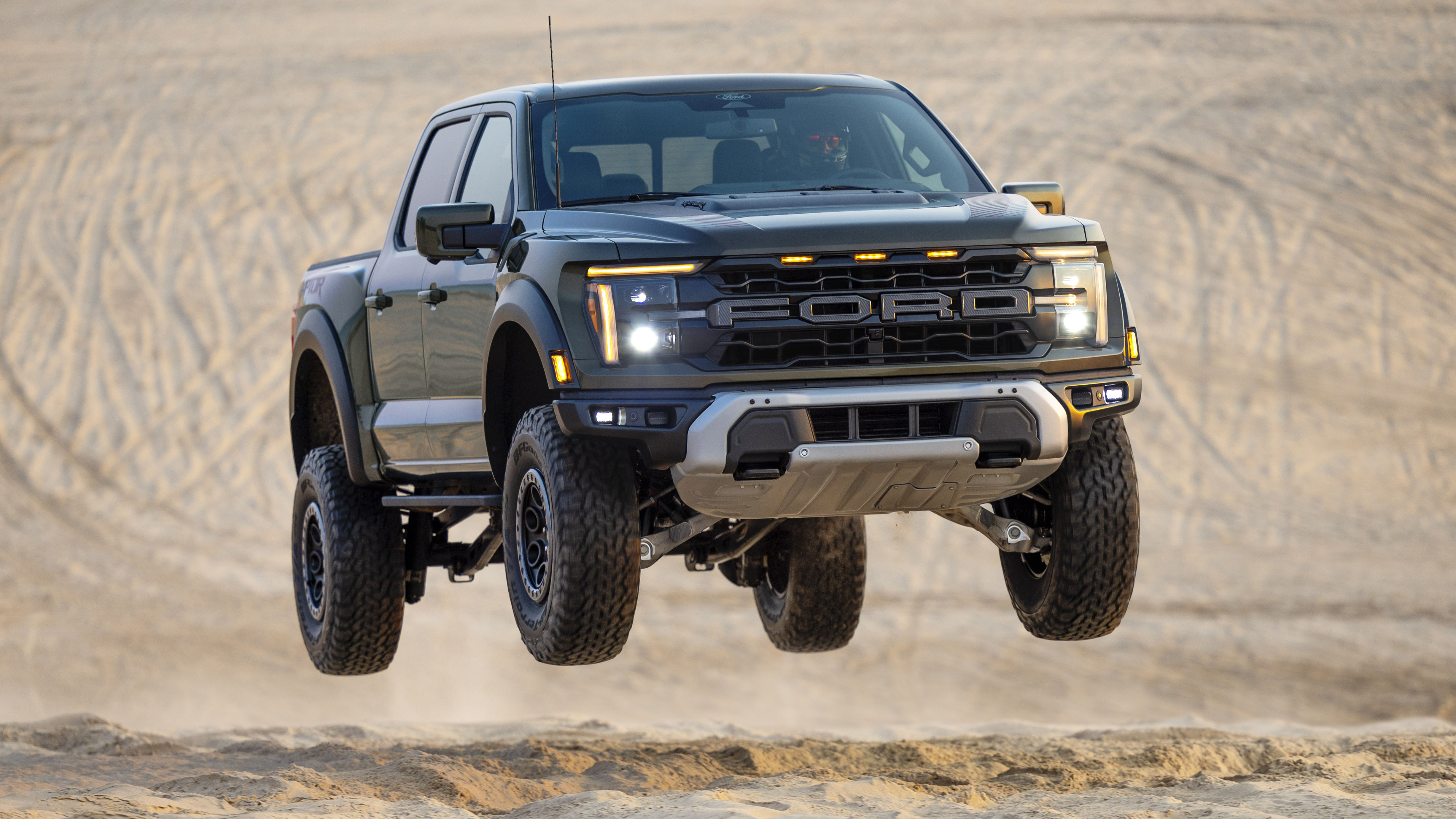Pick-up Truck - Image 1