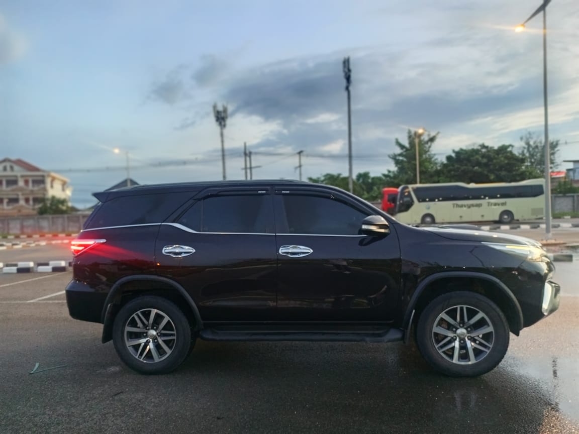 SUV - Image 2